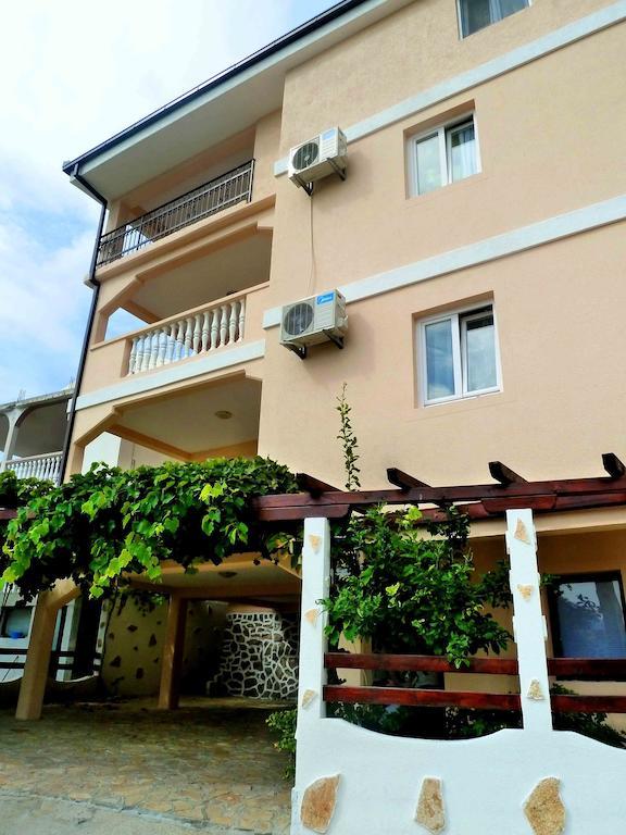 Apartments Papillon Podgorica Luaran gambar