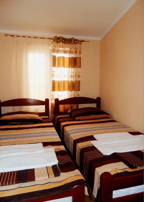 Apartments Papillon Podgorica Bilik gambar