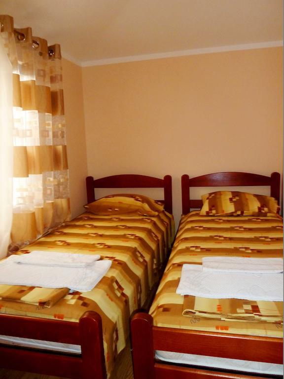 Apartments Papillon Podgorica Bilik gambar
